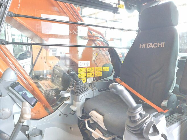 Hitachi ZX350LC-7