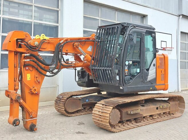 Hitachi ZX135US-6 Short reach front tunnel excavator