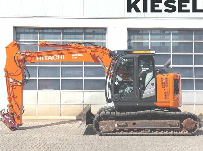 Hitachi ZX135US-6