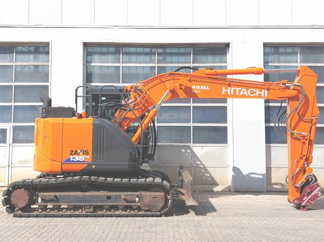 Hitachi ZX135US-6