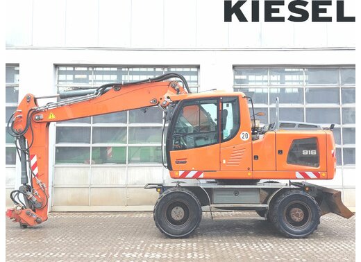 Liebherr A916