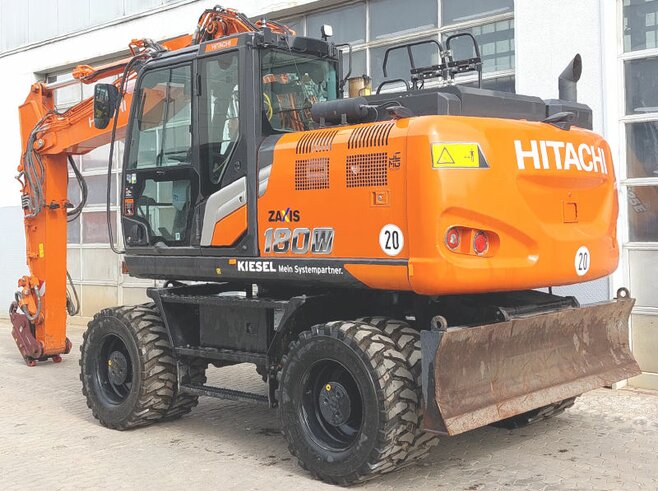 Hitachi ZX180W-7