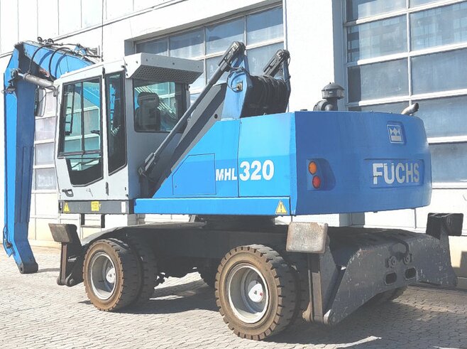 Fuchs MHL320 D