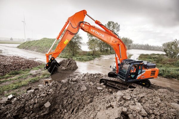 Koparka gąsienicowa ZX350-7 z podwójnie łamanym wysięgnikiem