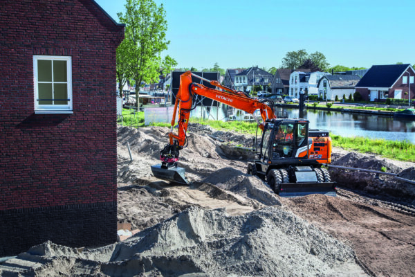 Koparka kołowa Hitachi ZX155W-7