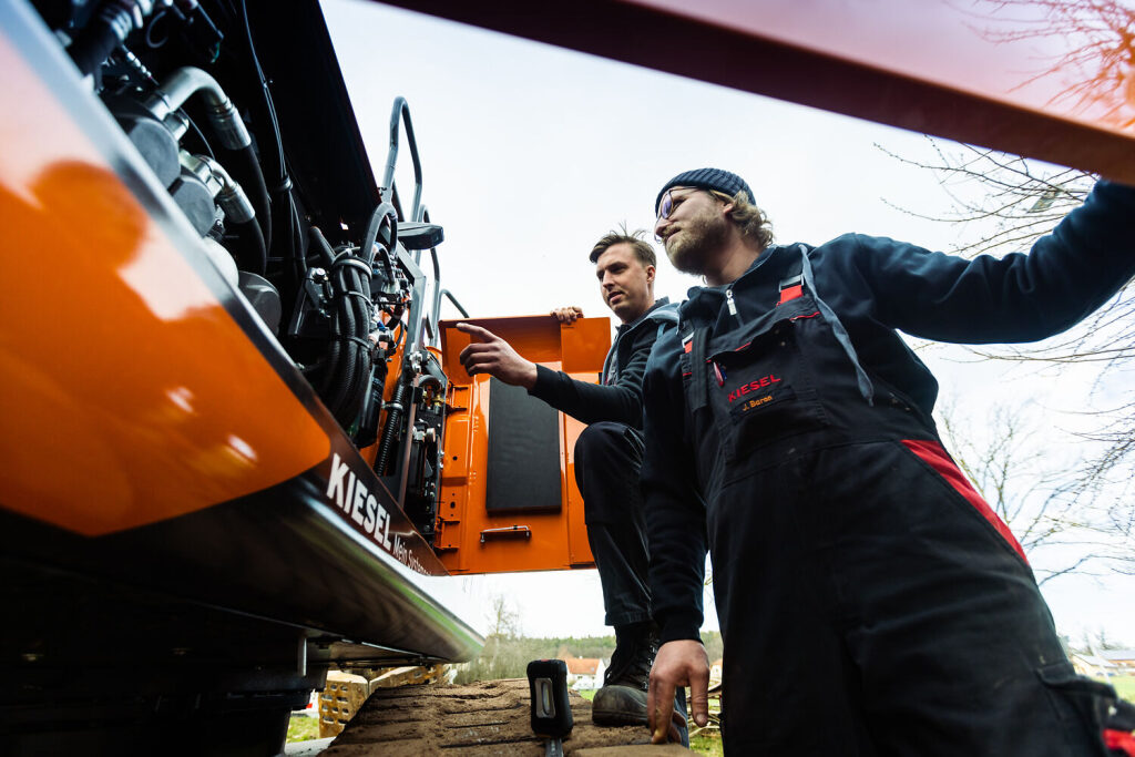 Mechanicy Kiesel usuwają awarie maszyn budowlanych szybko i sprawnie
