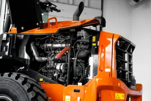 Silnik ładowarki Hitachi ZW160-7 zgodny z Stage V